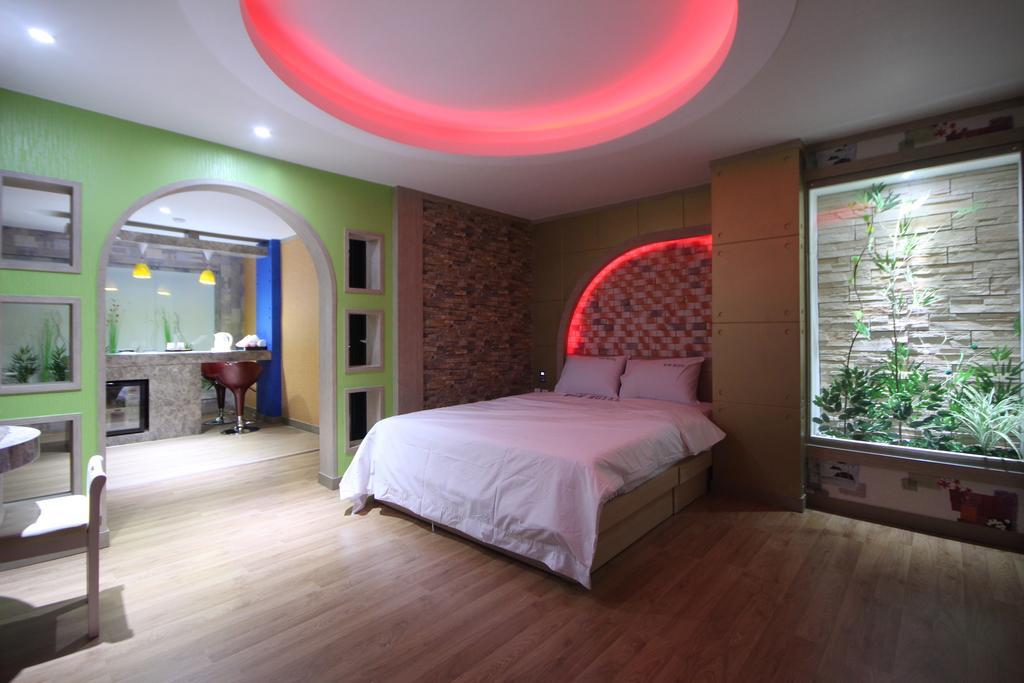 Pohang Wow Motel Cameră foto